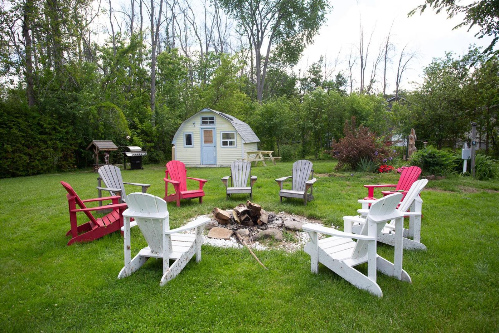 Fun Place With A Sandy Beach For Swimming, Boating, And Fishing, Featuring 3 Available Cabins Fenelon Falls Exterior foto